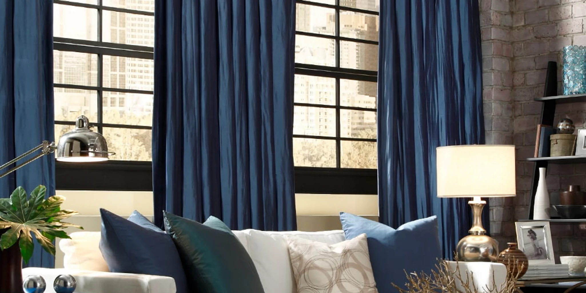 Drapery TuxedoPleat CaroleFabrics horizontal lg