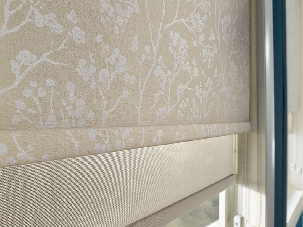 Selecting the Right Heat-Blocking Window Shades 2 Heat-blocking shades can also have different colors and prints.
