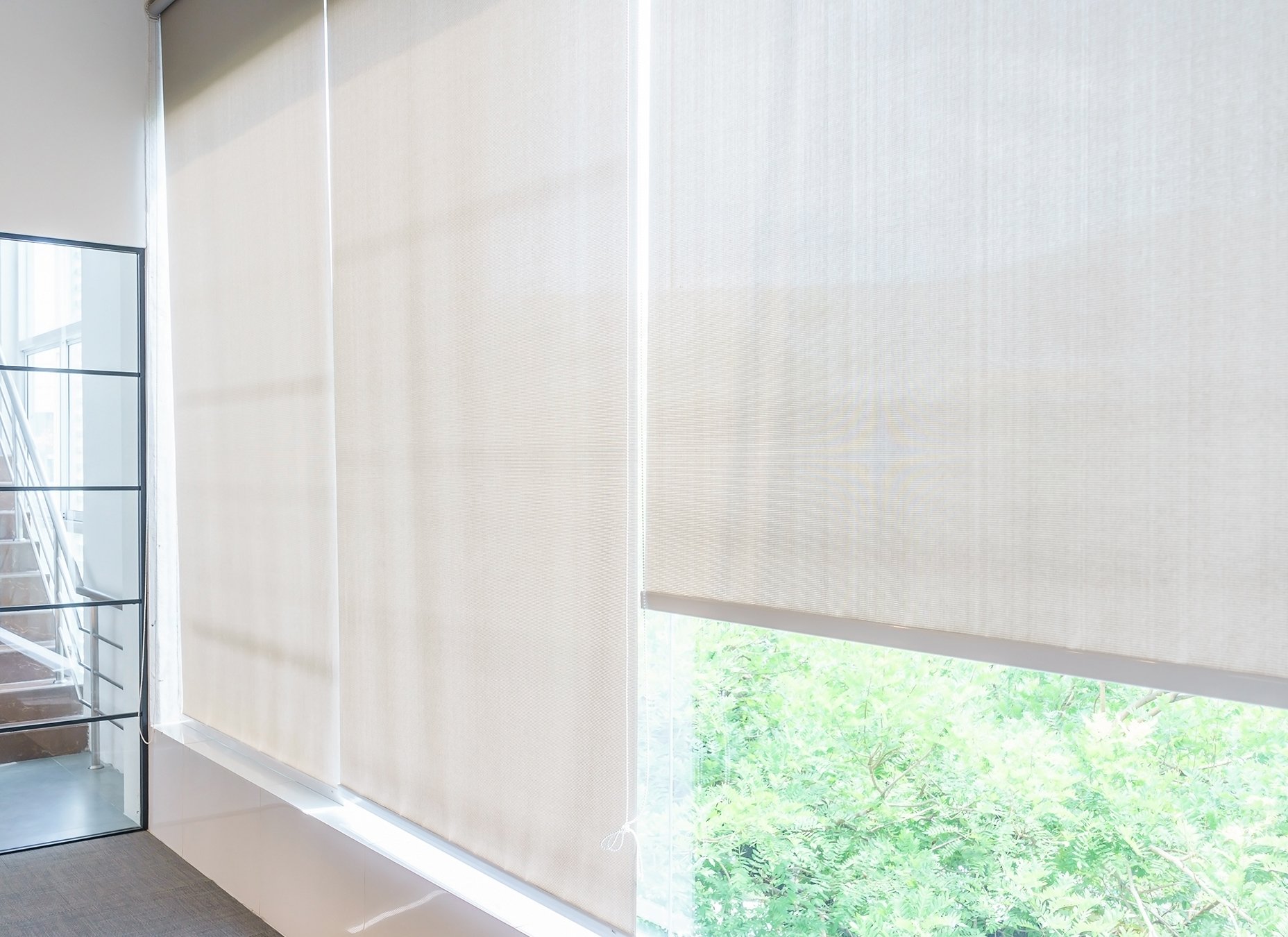 Luxury Living: How Motorized Window Treatments Elevate Modern Homes